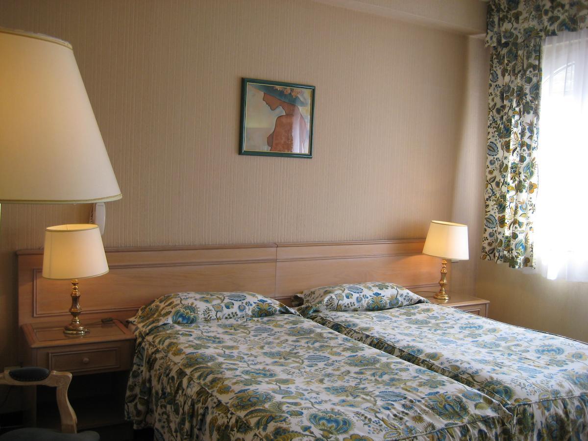 Hotel Bellevue De Tradition Familiale Morcenx Bilik gambar