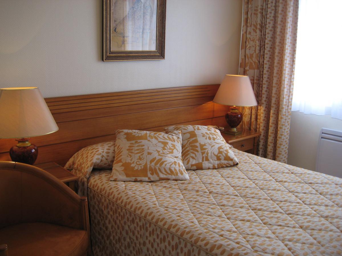 Hotel Bellevue De Tradition Familiale Morcenx Bilik gambar